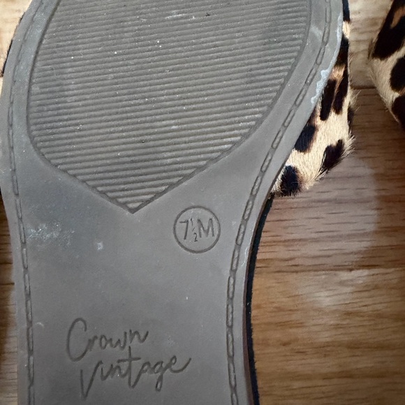 Crown Vintage Cheetah Print Flats - Picture 5 of 6